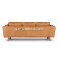 Mid-Century Modern Timber Charme Tan Akpụkpọ anụ Sofa